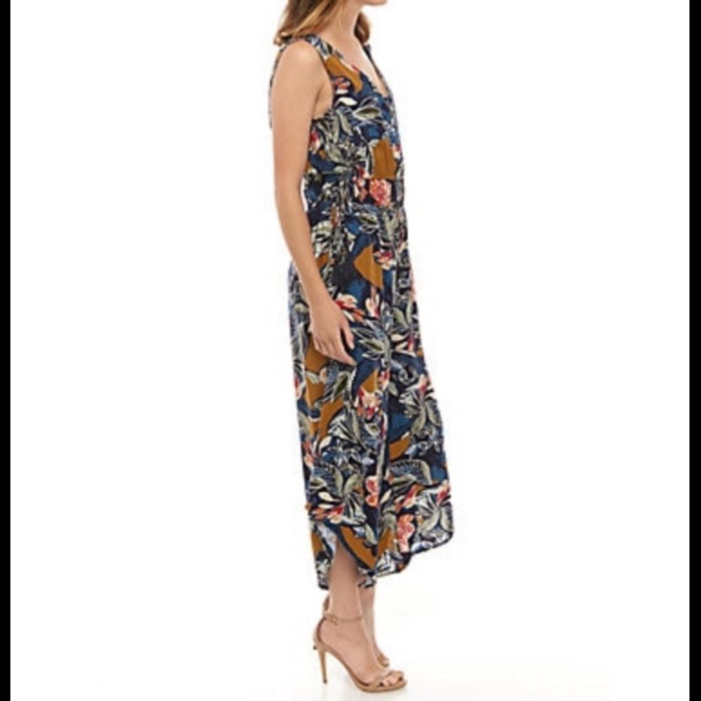 Angular Ankle Jumper: Sleeveless Floral Print - Picture 2 of 5